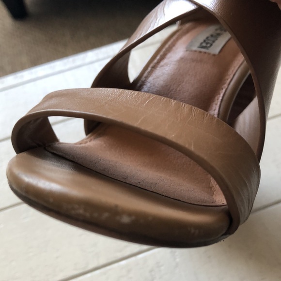 Steve Madden Tan Leather Sandals SZ 6 - Picture 13 of 13